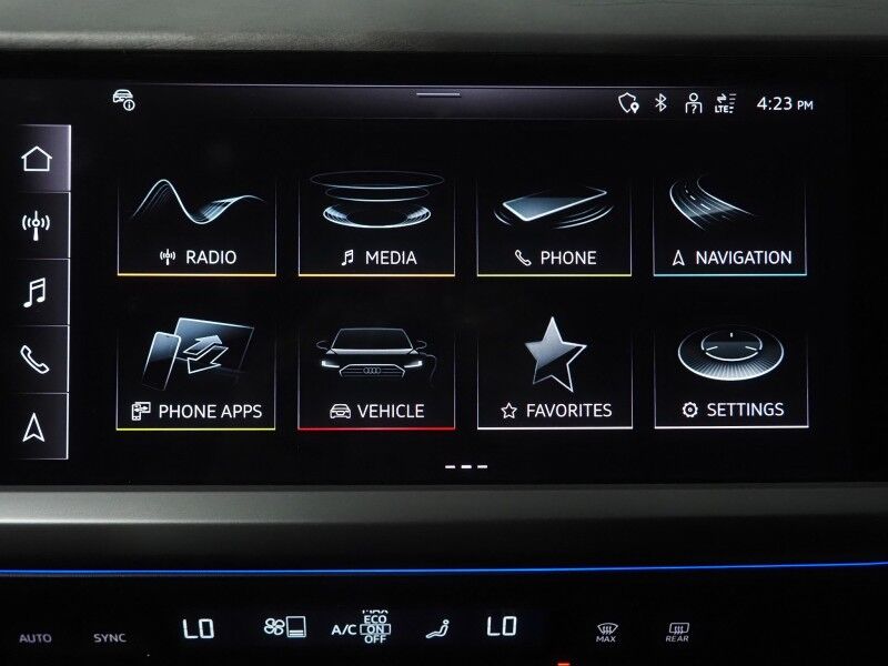 2023 Audi Q4 e-tron Premium Plus 40 RWD *NAVIGATION, VIRTUAL COCKPIT, ADAPTIVE CRUISE, SAFETY ALERTS, PANORAMA MOONROOF, LEATHER, HEATED SEATS/STEERING, SONOS AUDIO, WIRELESS CHARGING, ANDROID & APPLE Round Rock TX