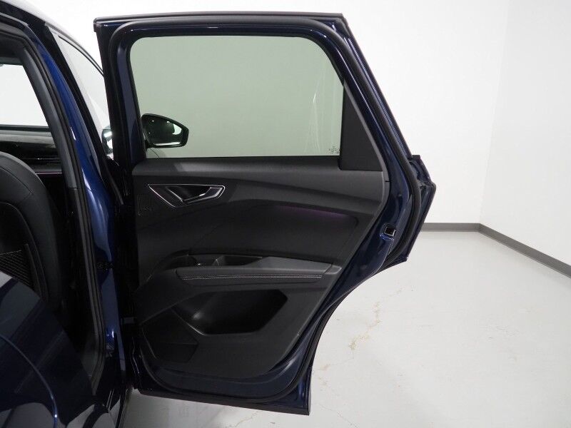 2023 Audi Q4 e-tron Premium Plus 40 RWD *NAVIGATION, VIRTUAL COCKPIT, ADAPTIVE CRUISE, SAFETY ALERTS, PANORAMA MOONROOF, LEATHER, HEATED SEATS/STEERING, SONOS AUDIO, WIRELESS CHARGING, ANDROID & APPLE Round Rock TX
