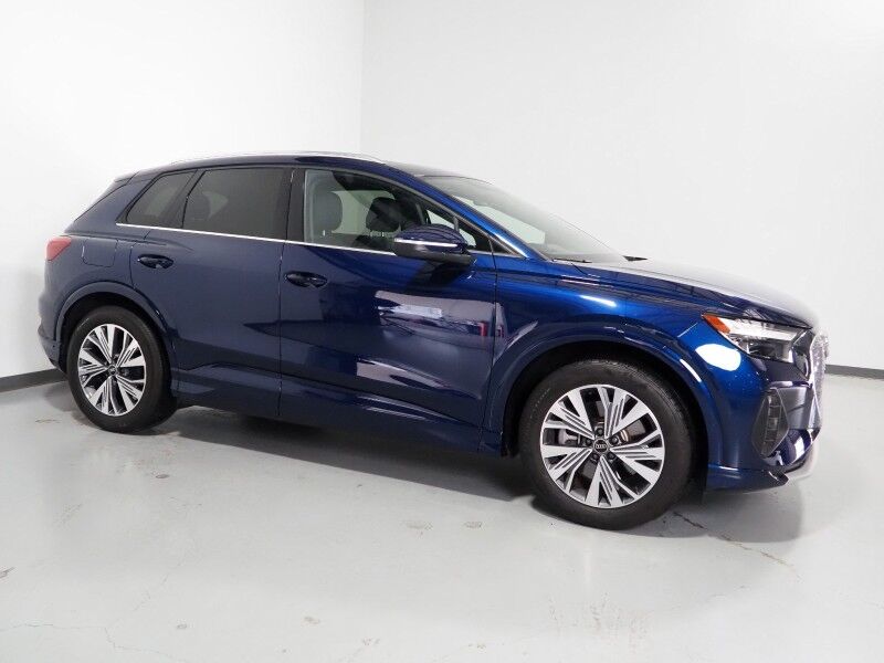2023 Audi Q4 e-tron Premium Plus 40 RWD *NAVIGATION, VIRTUAL COCKPIT, ADAPTIVE CRUISE, SAFETY ALERTS, PANORAMA MOONROOF, LEATHER, HEATED SEATS/STEERING, SONOS AUDIO, WIRELESS CHARGING, ANDROID & APPLE