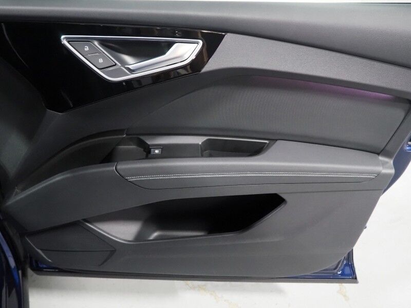 2023 Audi Q4 e-tron Premium Plus 40 RWD *NAVIGATION, VIRTUAL COCKPIT, ADAPTIVE CRUISE, SAFETY ALERTS, PANORAMA MOONROOF, LEATHER, HEATED SEATS/STEERING, SONOS AUDIO, WIRELESS CHARGING, ANDROID & APPLE Round Rock TX