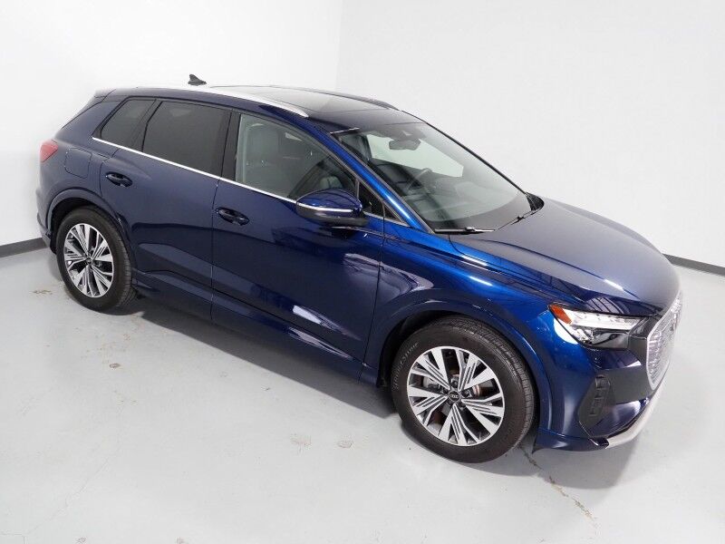 2023 Audi Q4 e-tron Premium Plus 40 RWD *NAVIGATION, VIRTUAL COCKPIT, ADAPTIVE CRUISE, SAFETY ALERTS, PANORAMA MOONROOF, LEATHER, HEATED SEATS/STEERING, SONOS AUDIO, WIRELESS CHARGING, ANDROID & APPLE Round Rock TX