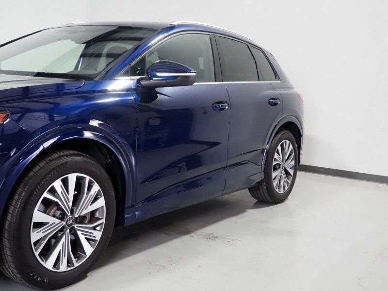 2023 Audi Q4 e-tron Premium Plus 40 RWD *NAVIGATION, VIRTUAL COCKPIT, ADAPTIVE CRUISE, SAFETY ALERTS, PANORAMA MOONROOF, LEATHER, HEATED SEATS/STEERING, SONOS AUDIO, WIRELESS CHARGING, ANDROID & APPLE Round Rock TX