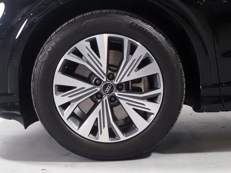 2023 Audi Q4 e-tron Premium Plus 40 RWD *NAVIGATION, VIRTUAL COCKPIT, ADAPTIVE CRUISE, SAFETY ALERTS, PANORAMA MOONROOF, LEATHER, HEATED SEATS/STEERING, SONOS AUDIO, WIRELESS CHARGING, ANDROID & APPLE Round Rock TX