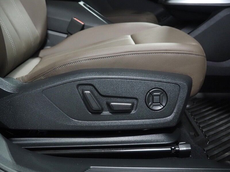 2023 Audi Q4 e-tron Premium Plus 40 RWD *NAVIGATION, VIRTUAL COCKPIT, ADAPTIVE CRUISE, SAFETY ALERTS, PANORAMA MOONROOF, LEATHER, HEATED SEATS/STEERING, SONOS AUDIO, WIRELESS CHARGING, ANDROID & APPLE Round Rock TX