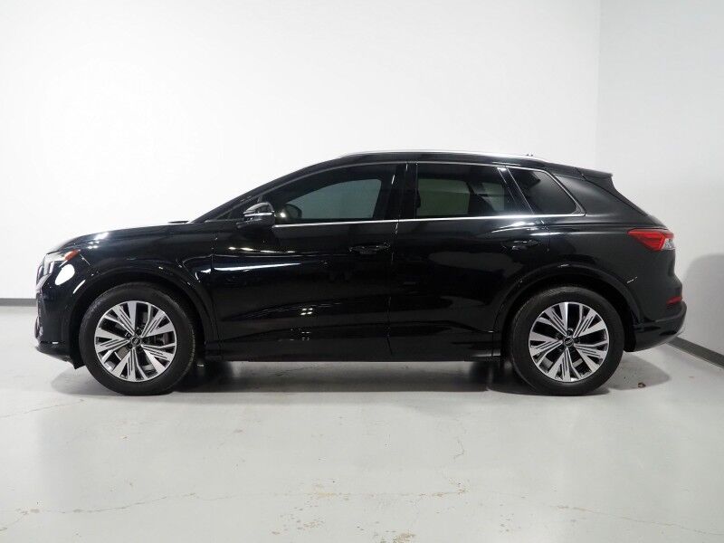 2023 Audi Q4 e-tron Premium Plus 40 RWD *NAVIGATION, VIRTUAL COCKPIT, ADAPTIVE CRUISE, SAFETY ALERTS, PANORAMA MOONROOF, LEATHER, HEATED SEATS/STEERING, SONOS AUDIO, WIRELESS CHARGING, ANDROID & APPLE Round Rock TX