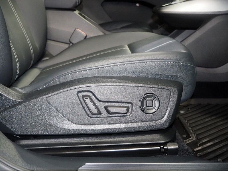 2023 Audi Q4 e-tron Premium Plus 40 RWD *NAVIGATION, VIRTUAL COCKPIT, ADAPTIVE CRUISE, SAFETY ALERTS, PANORAMA MOONROOF, LEATHER, HEATED SEATS/STEERING, SONOS AUDIO, WIRELESS CHARGING, ANDROID & APPLE Round Rock TX