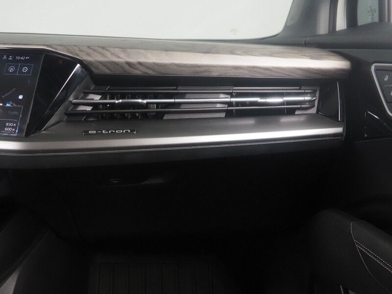 2023 Audi Q4 e-tron Premium Plus 40 RWD *NAVIGATION, VIRTUAL COCKPIT, ADAPTIVE CRUISE, SAFETY ALERTS, PANORAMA MOONROOF, LEATHER, HEATED SEATS/STEERING, SONOS AUDIO, WIRELESS CHARGING, ANDROID & APPLE Round Rock TX