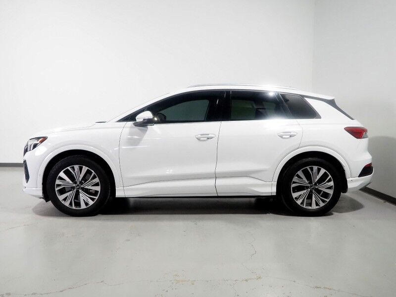 2023 Audi Q4 e-tron Premium Plus 40 RWD *NAVIGATION, VIRTUAL COCKPIT, ADAPTIVE CRUISE, SAFETY ALERTS, PANORAMA MOONROOF, LEATHER, HEATED SEATS/STEERING, SONOS AUDIO, WIRELESS CHARGING, ANDROID & APPLE Round Rock TX