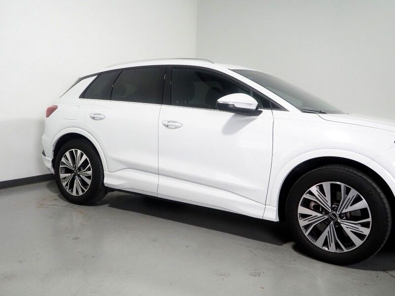 2023 Audi Q4 e-tron Premium Plus 40 RWD *NAVIGATION, VIRTUAL COCKPIT, ADAPTIVE CRUISE, SAFETY ALERTS, PANORAMA MOONROOF, LEATHER, HEATED SEATS/STEERING, SONOS AUDIO, WIRELESS CHARGING, ANDROID & APPLE Round Rock TX