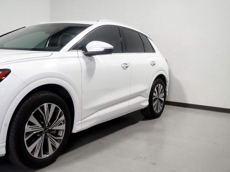 2023 Audi Q4 e-tron Premium Plus 40 RWD *NAVIGATION, VIRTUAL COCKPIT, ADAPTIVE CRUISE, SAFETY ALERTS, PANORAMA MOONROOF, LEATHER, HEATED SEATS/STEERING, SONOS AUDIO, WIRELESS CHARGING, ANDROID & APPLE Round Rock TX