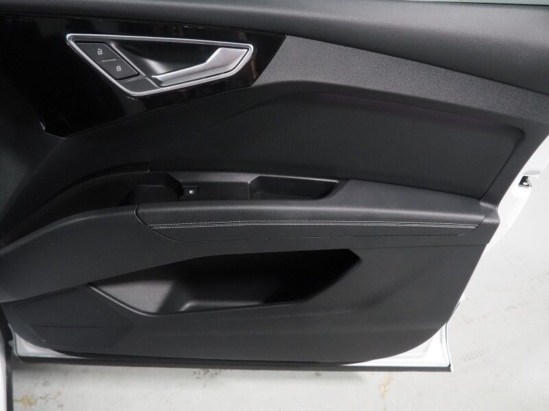 2023 Audi Q4 e-tron Premium Plus 40 RWD *NAVIGATION, VIRTUAL COCKPIT, ADAPTIVE CRUISE, SAFETY ALERTS, PANORAMA MOONROOF, LEATHER, HEATED SEATS/STEERING, SONOS AUDIO, WIRELESS CHARGING, ANDROID & APPLE Round Rock TX