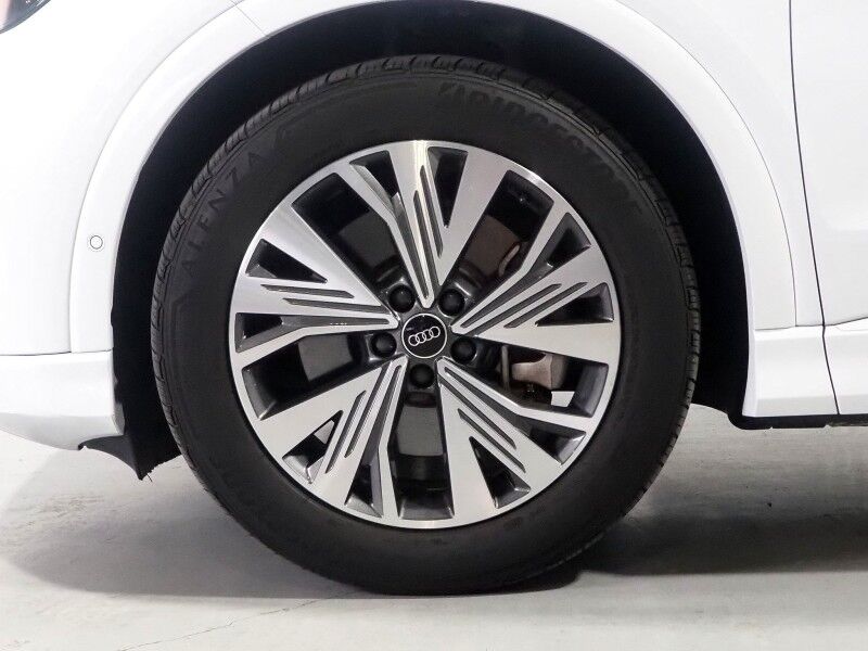 2023 Audi Q4 e-tron Premium Plus 40 RWD *NAVIGATION, VIRTUAL COCKPIT, ADAPTIVE CRUISE, SAFETY ALERTS, PANORAMA MOONROOF, LEATHER, HEATED SEATS/STEERING, SONOS AUDIO, WIRELESS CHARGING, ANDROID & APPLE Round Rock TX