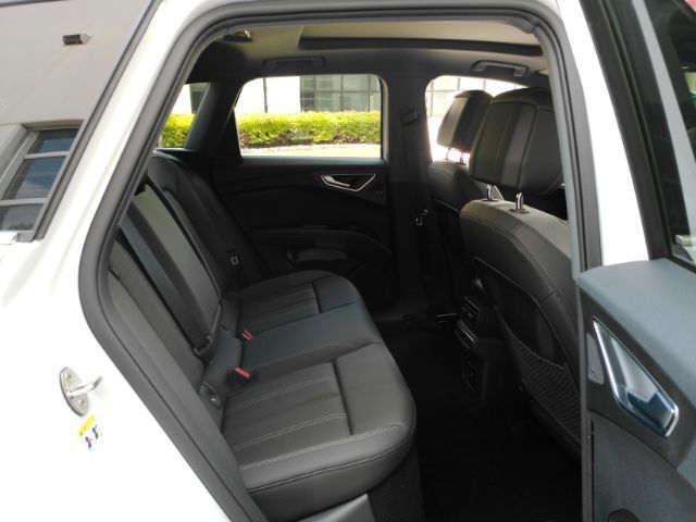 2023 Audi Q4 e-tron Premium Plus 40 RWD Plano TX