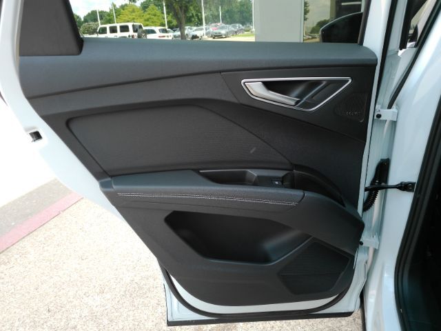 2023 Audi Q4 e-tron Premium Plus 40 RWD Plano TX
