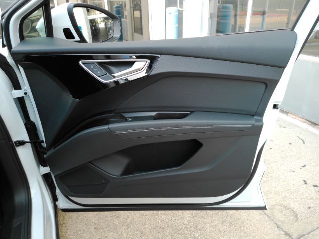 2023 Audi Q4 e-tron Premium Plus 40 RWD Plano TX