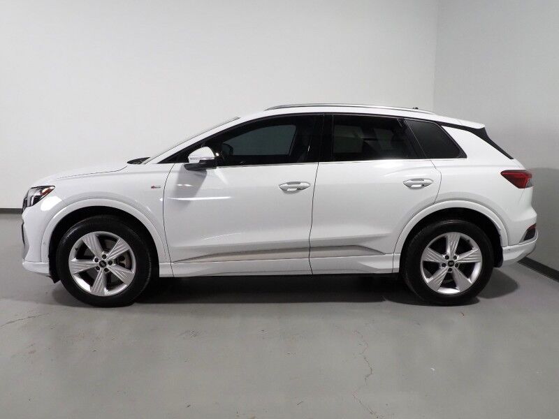 2023 Audi Q4 e-tron Premium Plus 50 Quattro *NAVIGATION, VIRTUAL COCKPIT, ADAPTIVE CRUISE, SAFETY ALERTS, PANORAMA MOONROOF, LEATHER, HEATED SEATS/STEERING, 20 INCH WHEELS, SONOS AUDIO, WIRELESS CHARGING, ANDROID & APPLE Round Rock TX
