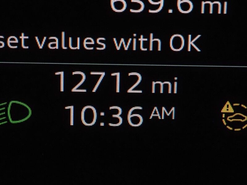 2023 Audi Q4 e-tron Premium Plus 50 Quattro *NAVIGATION, VIRTUAL COCKPIT, ADAPTIVE CRUISE, SAFETY ALERTS, PANORAMA MOONROOF, LEATHER, HEATED SEATS/STEERING, 20 INCH WHEELS, SONOS AUDIO, WIRELESS CHARGING, ANDROID & APPLE Round Rock TX