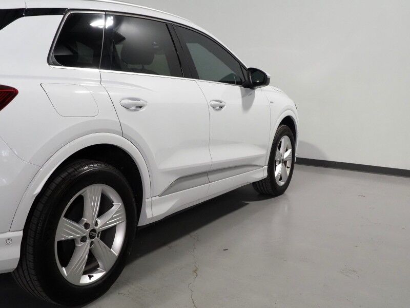 2023 Audi Q4 e-tron Premium Plus 50 Quattro *NAVIGATION, VIRTUAL COCKPIT, ADAPTIVE CRUISE, SAFETY ALERTS, PANORAMA MOONROOF, LEATHER, HEATED SEATS/STEERING, 20 INCH WHEELS, SONOS AUDIO, WIRELESS CHARGING, ANDROID & APPLE Round Rock TX