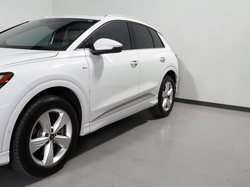 2023 Audi Q4 e-tron Premium Plus 50 Quattro *NAVIGATION, VIRTUAL COCKPIT, ADAPTIVE CRUISE, SAFETY ALERTS, PANORAMA MOONROOF, LEATHER, HEATED SEATS/STEERING, 20 INCH WHEELS, SONOS AUDIO, WIRELESS CHARGING, ANDROID & APPLE Round Rock TX