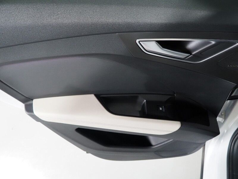 2023 Audi Q4 e-tron Premium Plus 50 Quattro *NAVIGATION, VIRTUAL COCKPIT, ADAPTIVE CRUISE, SAFETY ALERTS, PANORAMA MOONROOF, LEATHER, HEATED SEATS/STEERING, 20 INCH WHEELS, SONOS AUDIO, WIRELESS CHARGING, ANDROID & APPLE Round Rock TX