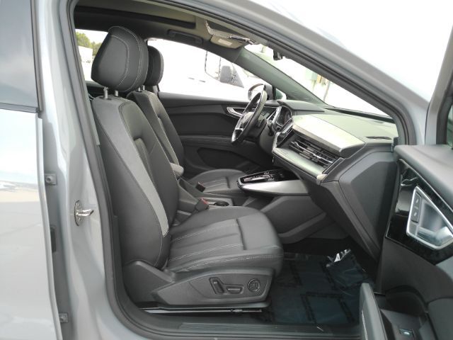 2023 Audi Q4 e-tron Premium Plus 50 quattro Plano TX