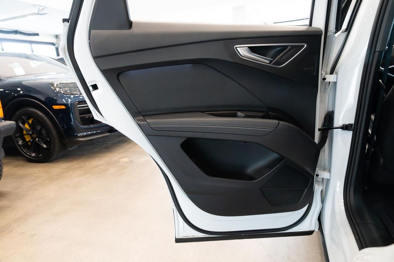 2023 Audi Q4 e-tron Premium Plus Gladstone OR