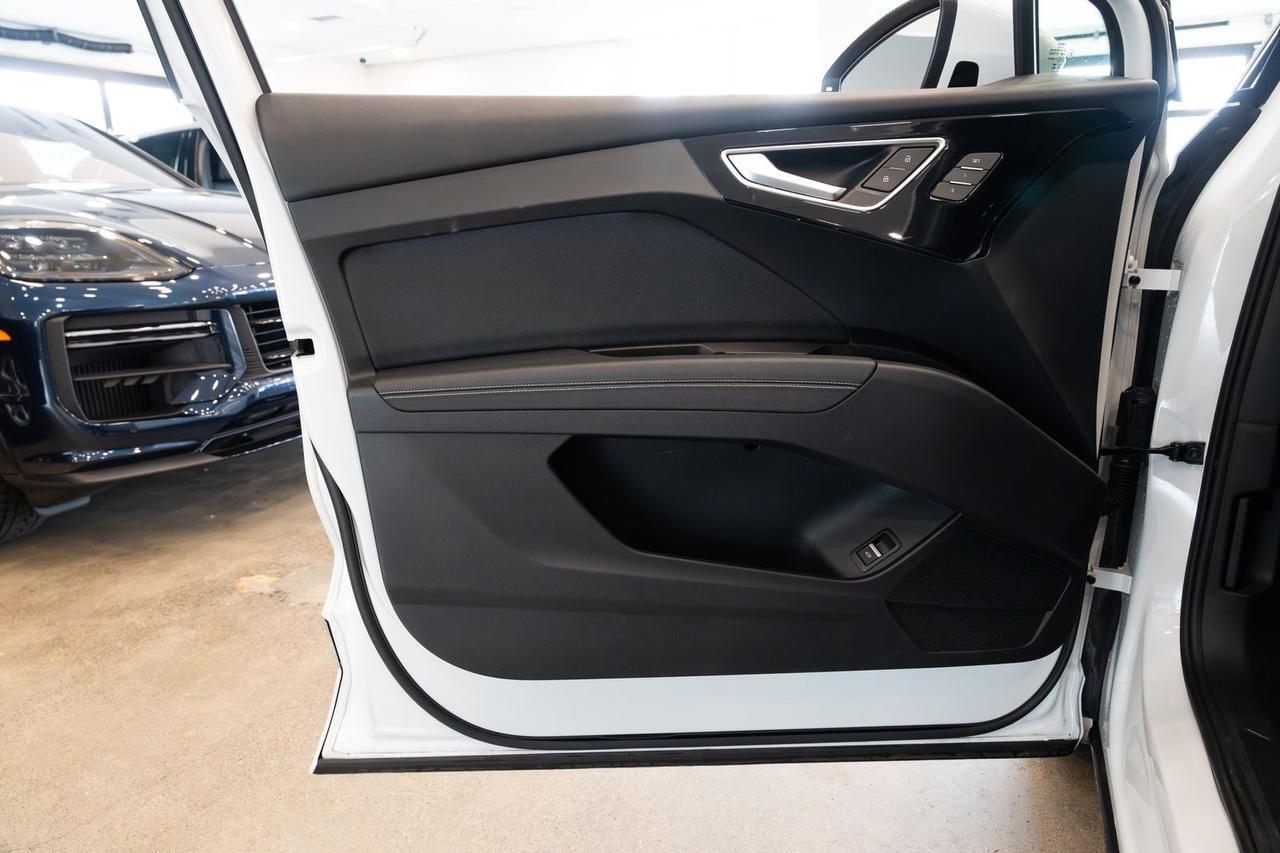 2023 Audi Q4 e-tron Premium Plus Gladstone OR