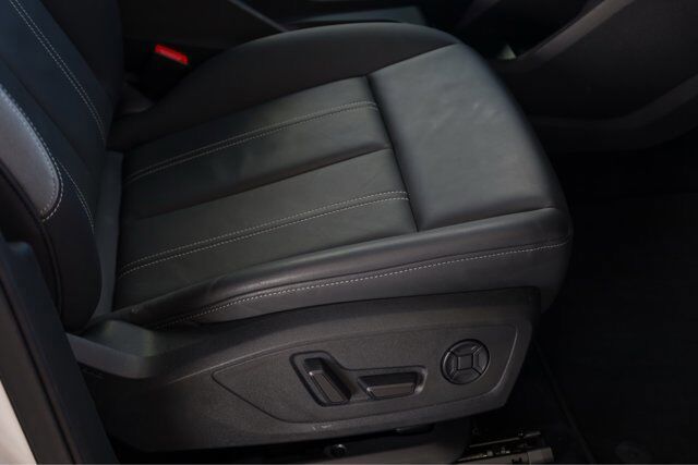 2023 Audi Q4 e-tron Premium Plus  Selma TX