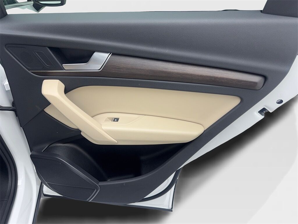 2023 Audi Q5 40 Premium CAM,PANO,HTD STS,BLIND SPOT,19&quot; WLS Irving TX