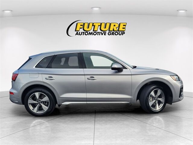2023 Audi Q5 40 Premium