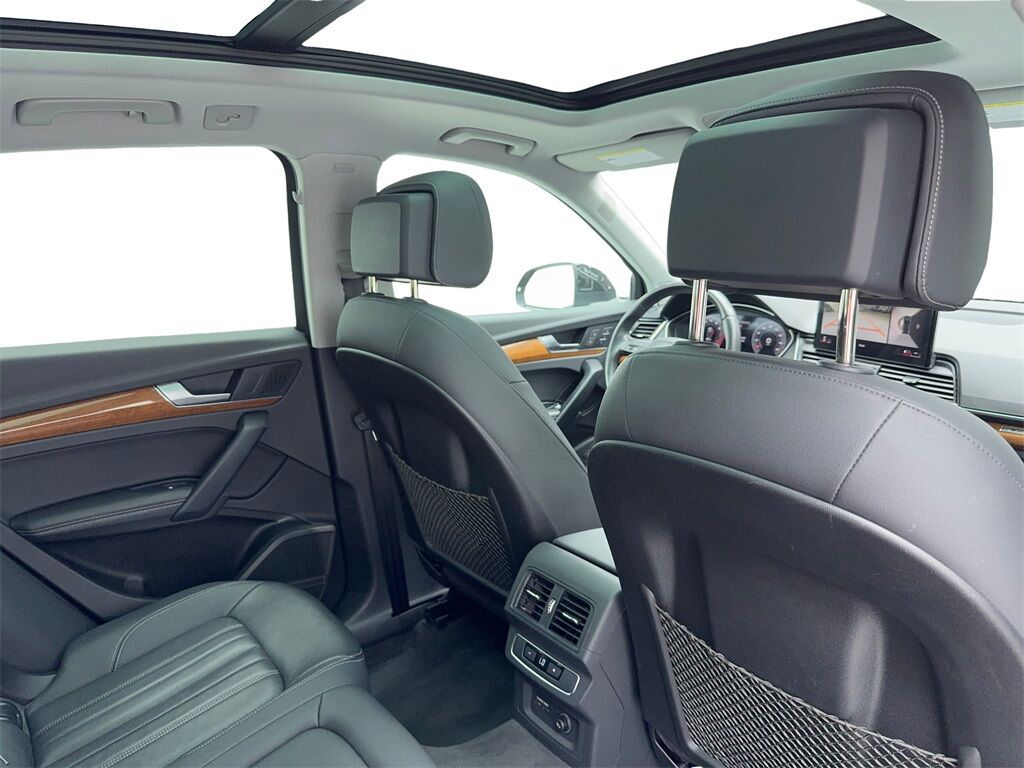 2023 Audi Q5 45 S line Premium CAM,PANO,HTD STS,BLIND SPOT,19&quot; Plano TX