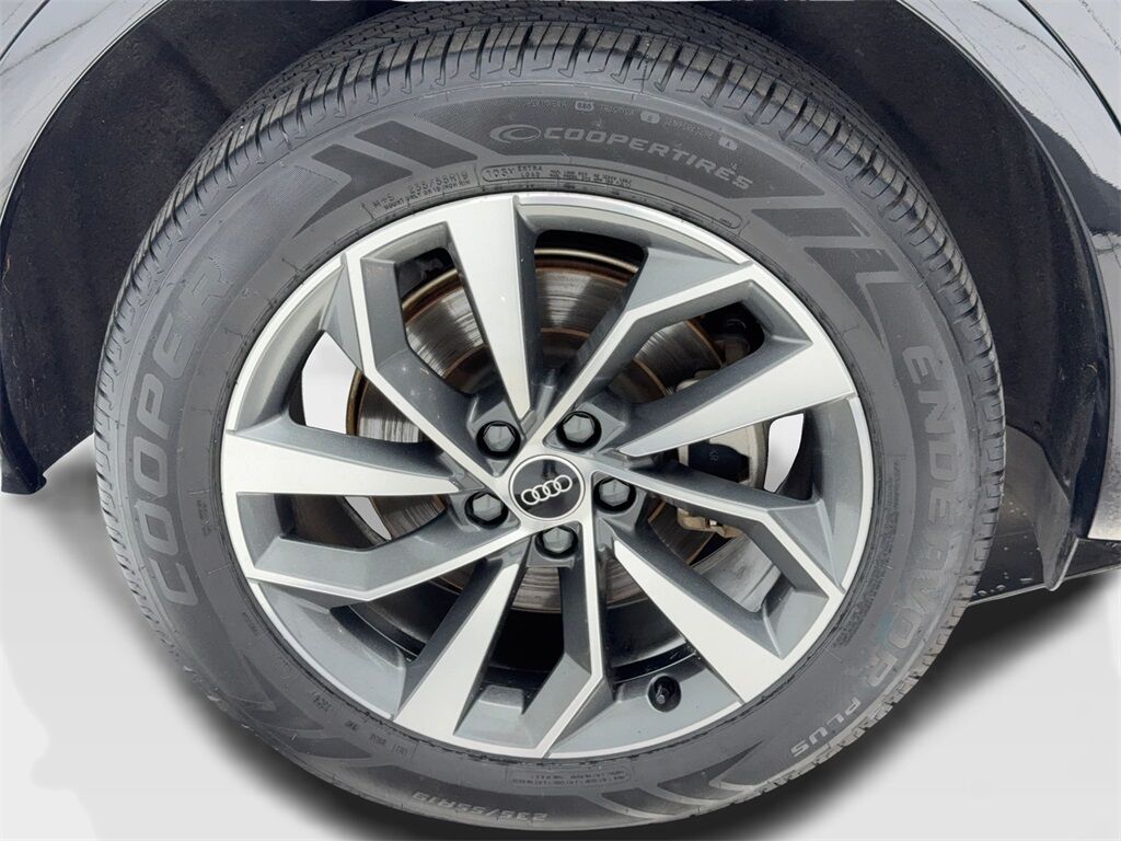 2023 Audi Q5 45 S line Premium CAM,PANO,HTD STS,BLIND SPOT,19&quot; Plano TX