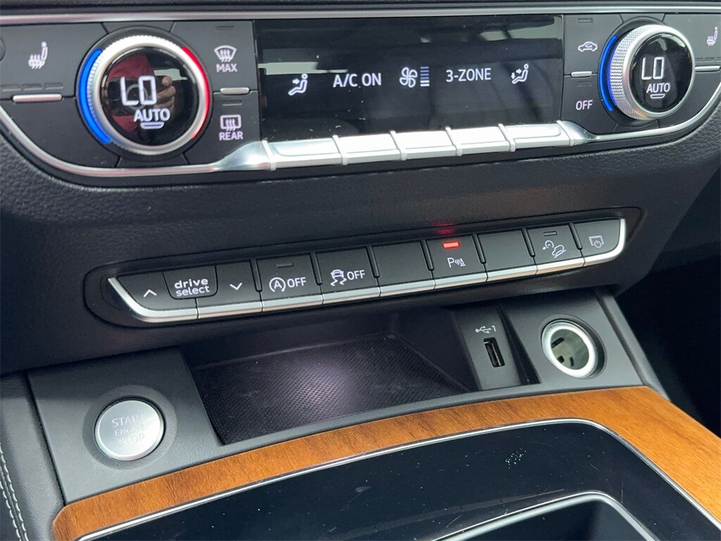 2023 Audi Q5 45 S line Premium CAM,PANO,HTD STS,BLIND SPOT,19&quot; Plano TX
