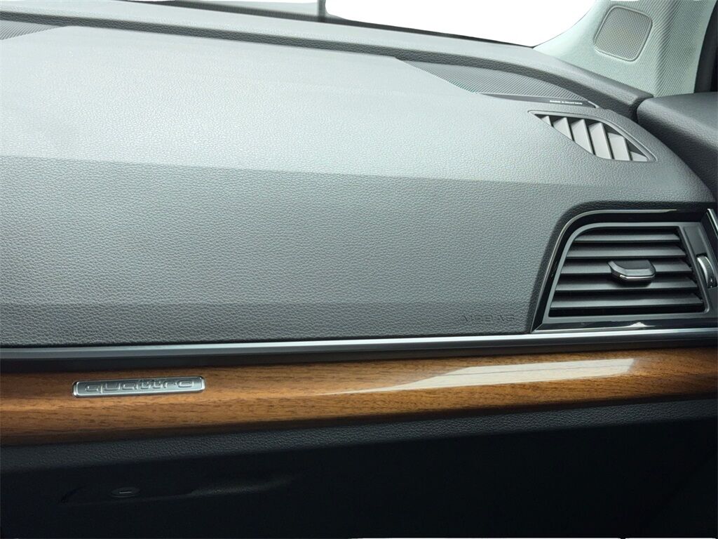 2023 Audi Q5 45 S line Premium CAM,PANO,HTD STS,BLIND SPOT,19&quot; Plano TX