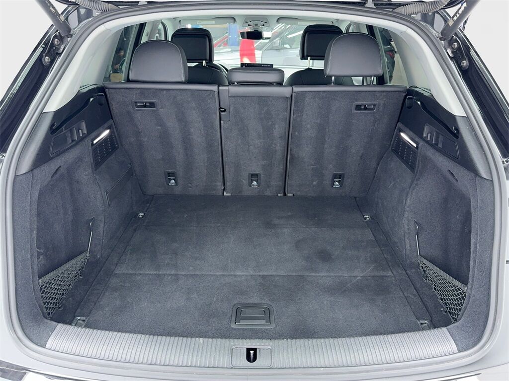 2023 Audi Q5 45 S line Premium CAM,PANO,HTD STS,BLIND SPOT,19&quot; Plano TX