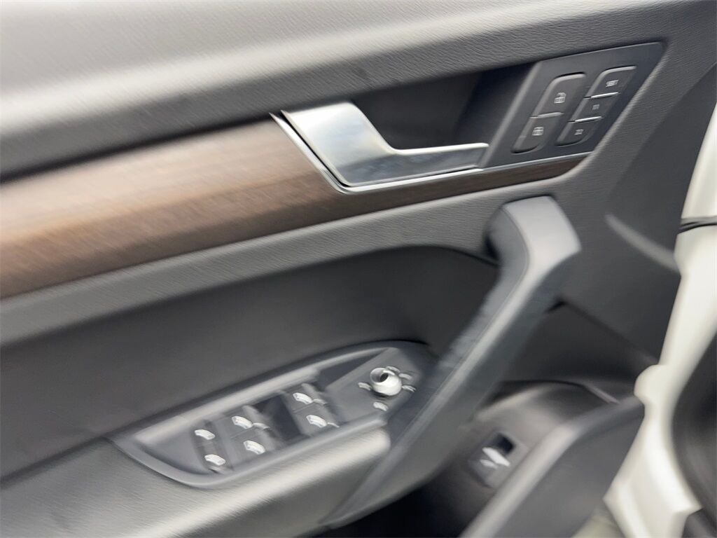 2023 Audi Q5 45 S line Premium CAM,PANO,HTD STS,BLIND SPOT,19&quot; Irving TX