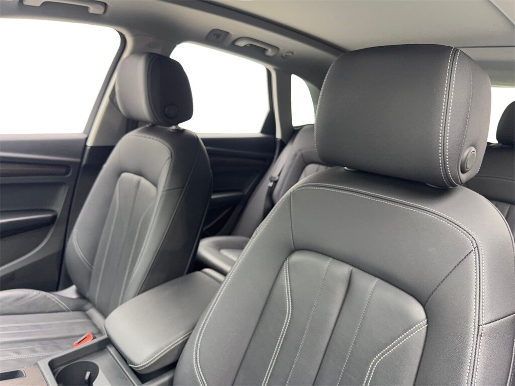 2023 Audi Q5 45 S line Premium CAM,PANO,HTD STS,BLIND SPOT,19&quot; Irving TX