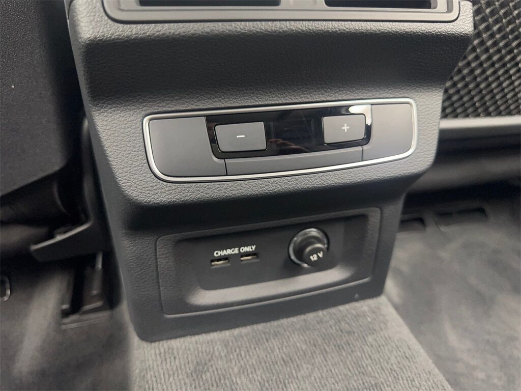 2023 Audi Q5 45 S line Premium CAM,PANO,HTD STS,BLIND SPOT,20&quot; Irving TX