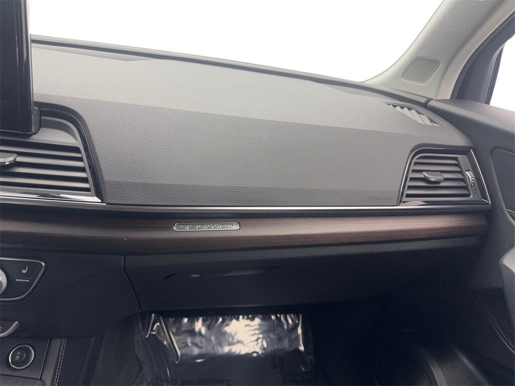 2023 Audi Q5 45 S line Premium CAM,PANO,HTD STS,BLIND SPOT,20&quot; Irving TX
