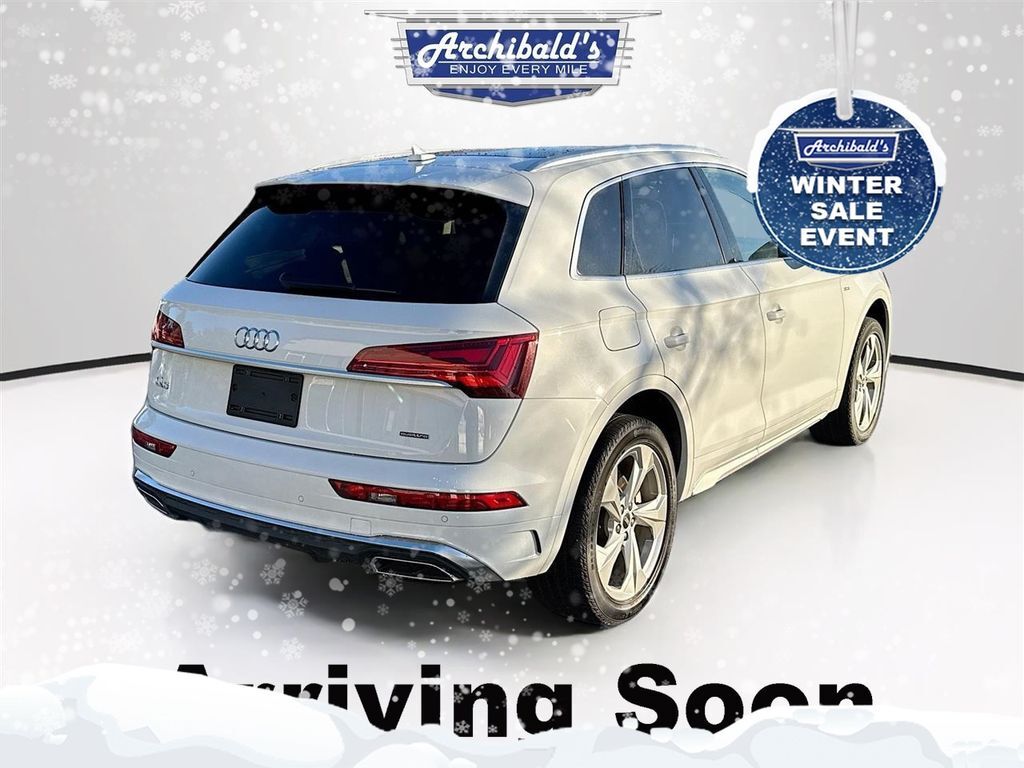 2023 Audi Q5 45 S line Premium Plus