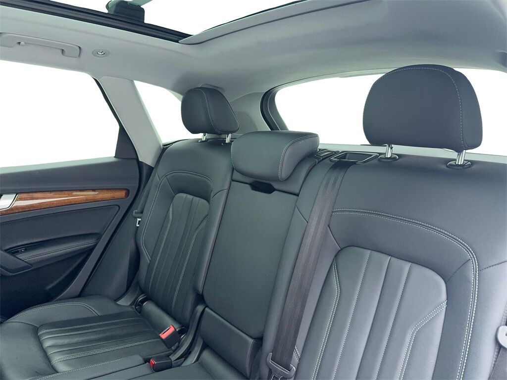 2023 Audi Q5 45 S line Premium Plus NAV,CAM,PANO,HTD STS,BLIND Plano TX