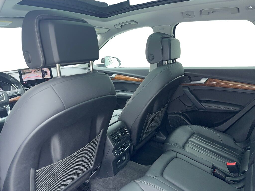 2023 Audi Q5 45 S line Premium Plus NAV,CAM,PANO,HTD STS,BLIND Plano TX