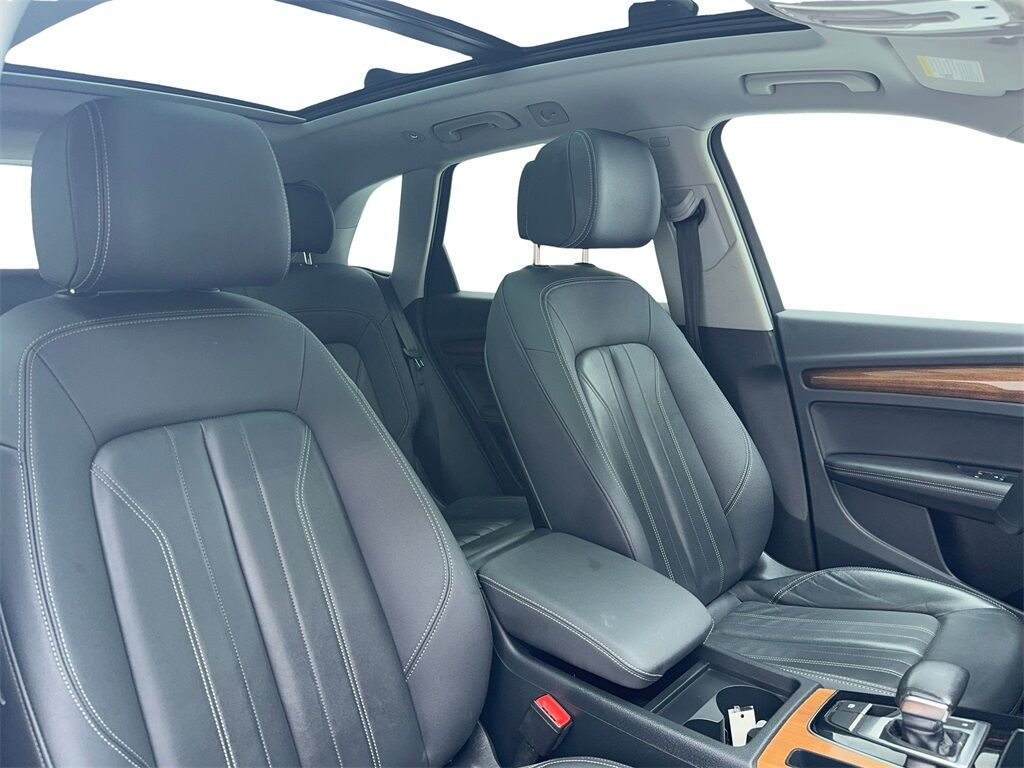 2023 Audi Q5 45 S line Premium Plus NAV,CAM,PANO,HTD STS,BLIND Plano TX