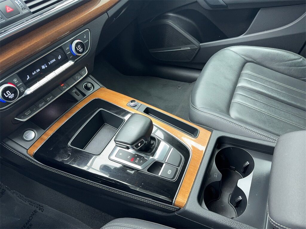 2023 Audi Q5 45 S line Premium Plus NAV,CAM,PANO,HTD STS,BLIND Plano TX