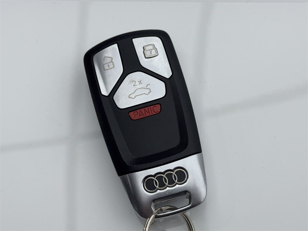 2023 Audi Q5 45 S line Premium Plus NAV,CAM,PANO,HTD STS,BLIND Plano TX