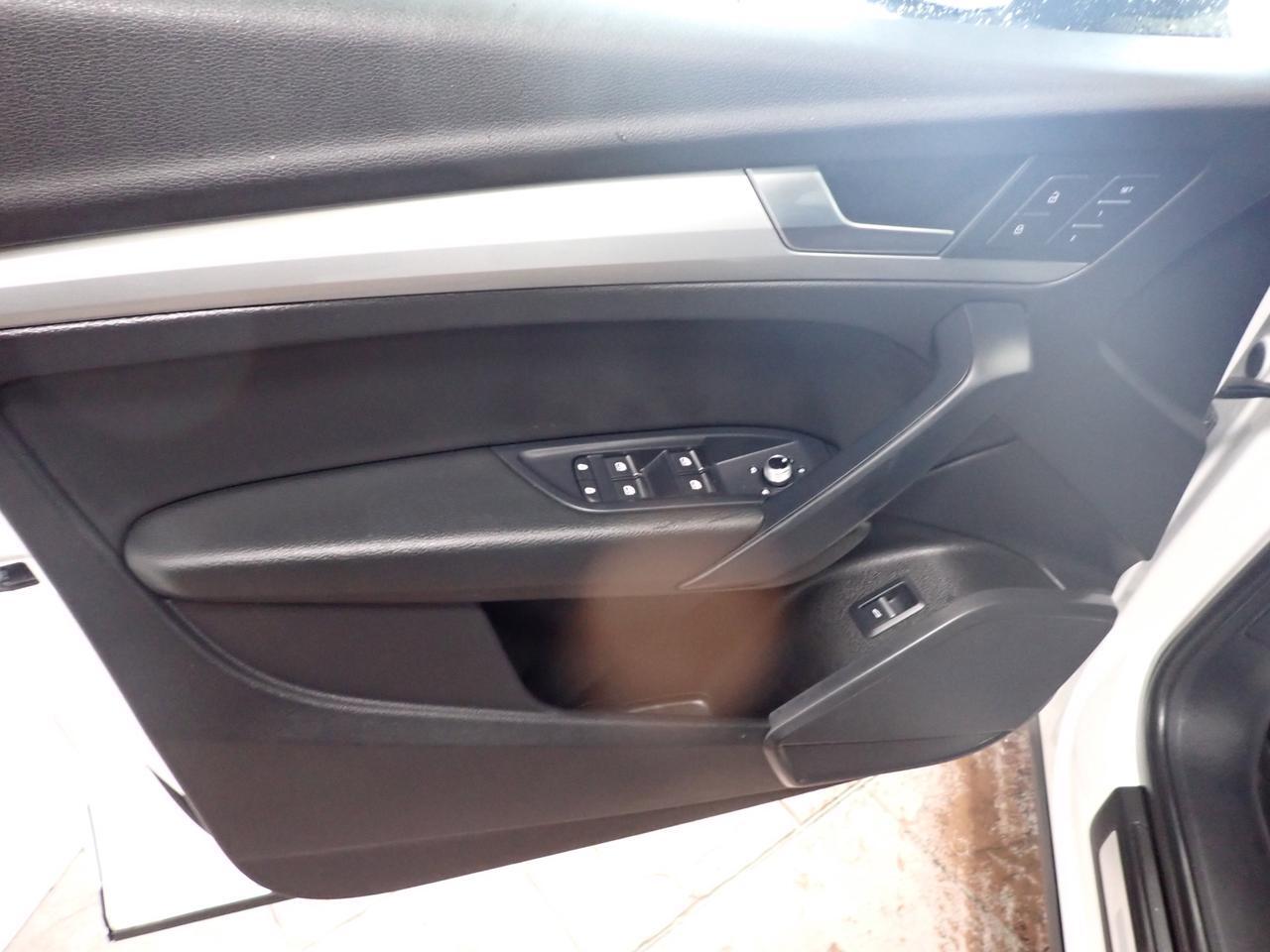 2023 Audi Q5 Komfort 4WD *HYBRID* LEATHER Listowel ON