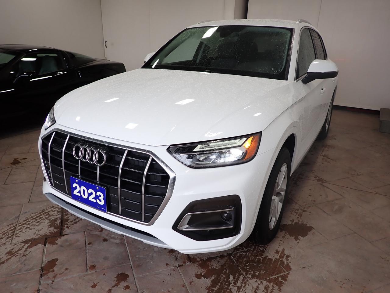 2023 Audi Q5 Komfort 4WD *HYBRID* LEATHER Listowel ON