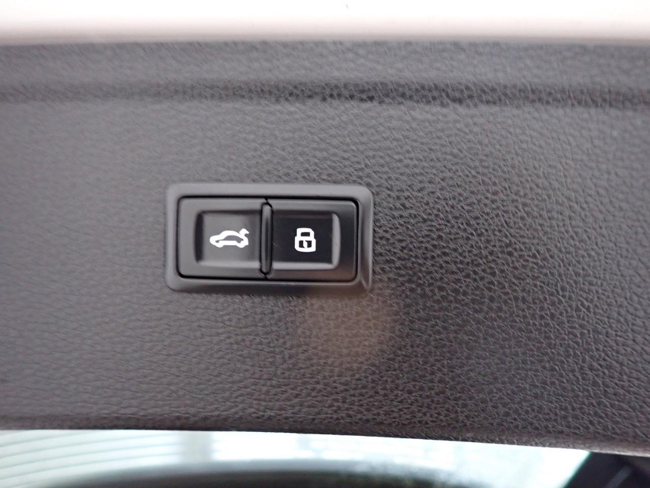 2023 Audi Q5 Komfort 4WD *HYBRID* LEATHER Listowel ON