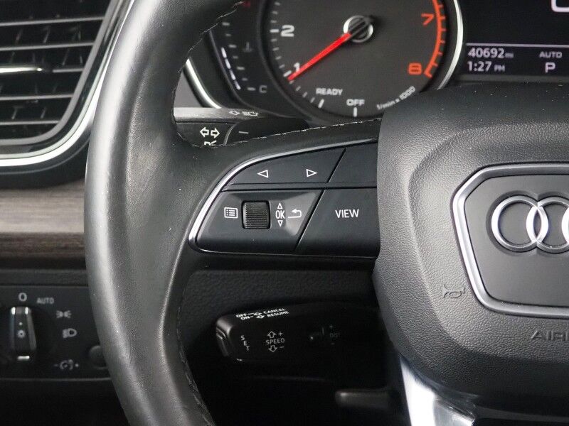 2023 Audi Q5 Premium 40 TFSI Quattro *PANORAMA MOONROOF, ADAPTIVE CRUISE, SAFETY ALERTS, BACKUP-CAMERA, COLOR TOUCHSCREEN, LEATHER, HEATED SEATS/STEERING, ADVANCED KEY, POWER LIFTGATE, 19 INCH WHEELS, APPLE CARPLAY Round Rock TX