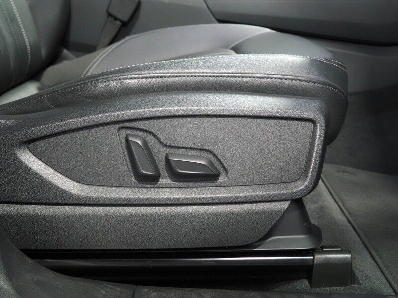 2023 Audi Q5 Premium 40 TFSI Quattro *PANORAMA MOONROOF, ADAPTIVE CRUISE, SAFETY ALERTS, BACKUP-CAMERA, COLOR TOUCHSCREEN, LEATHER, HEATED SEATS/STEERING, ADVANCED KEY, POWER LIFTGATE, 19 INCH WHEELS, APPLE CARPLAY Round Rock TX